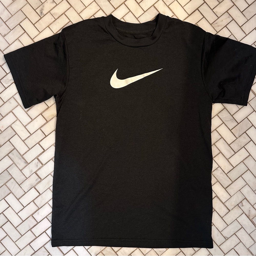 Nike Black Short Sleeve Tee Iconic Design